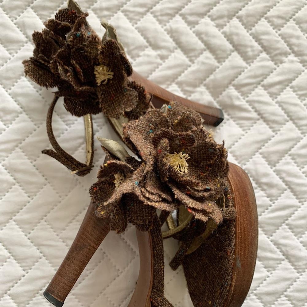 Dolce & Gabbana vintage tweed flower platform sandals heels, 7 - Picture 13 of 16